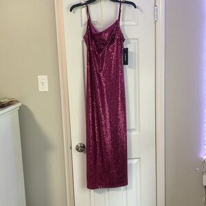Bebe shelf top sparkly dress| color berry| size small